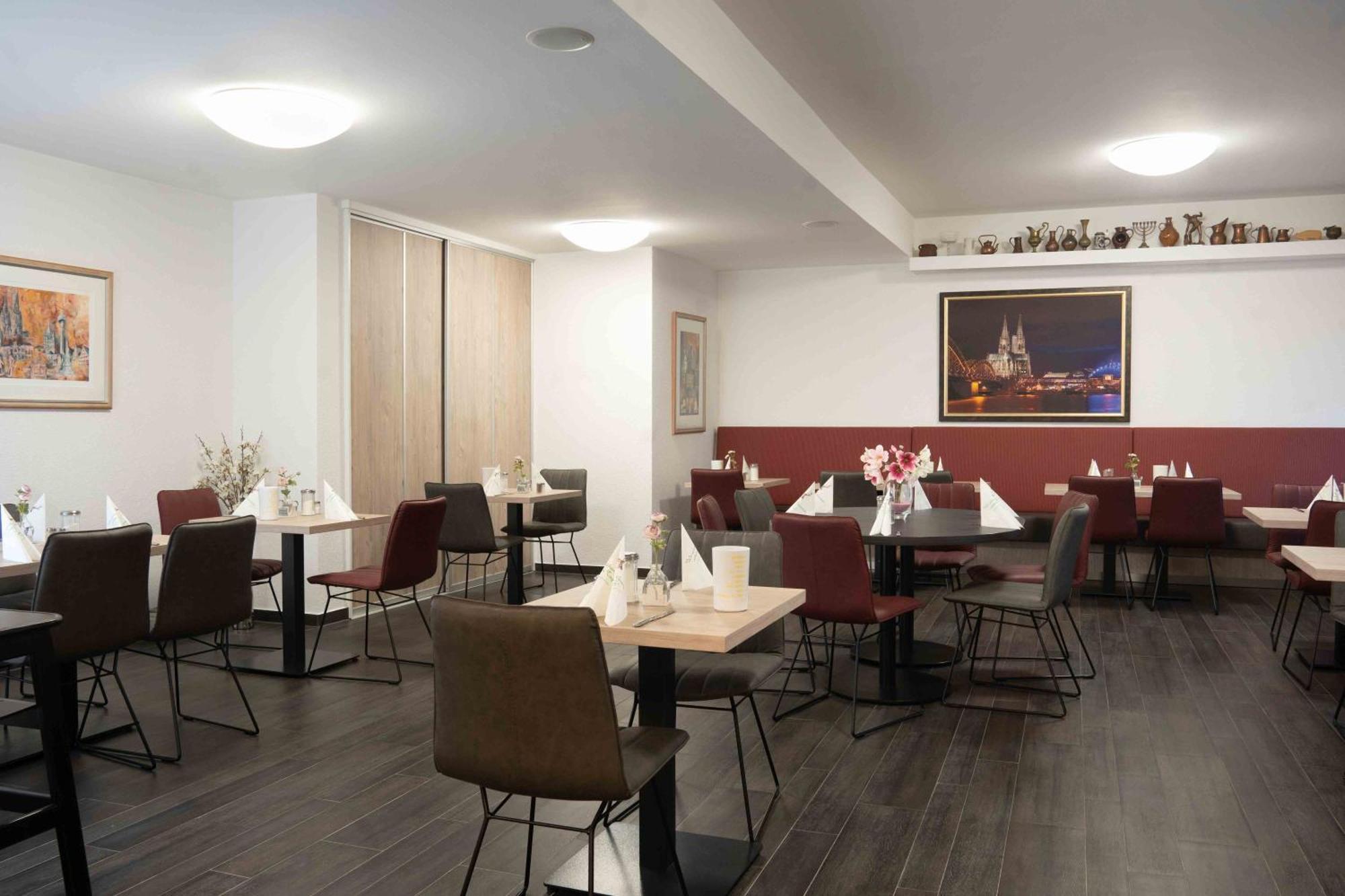 Hotel Am Freischuetz Хюрт Экстерьер фото