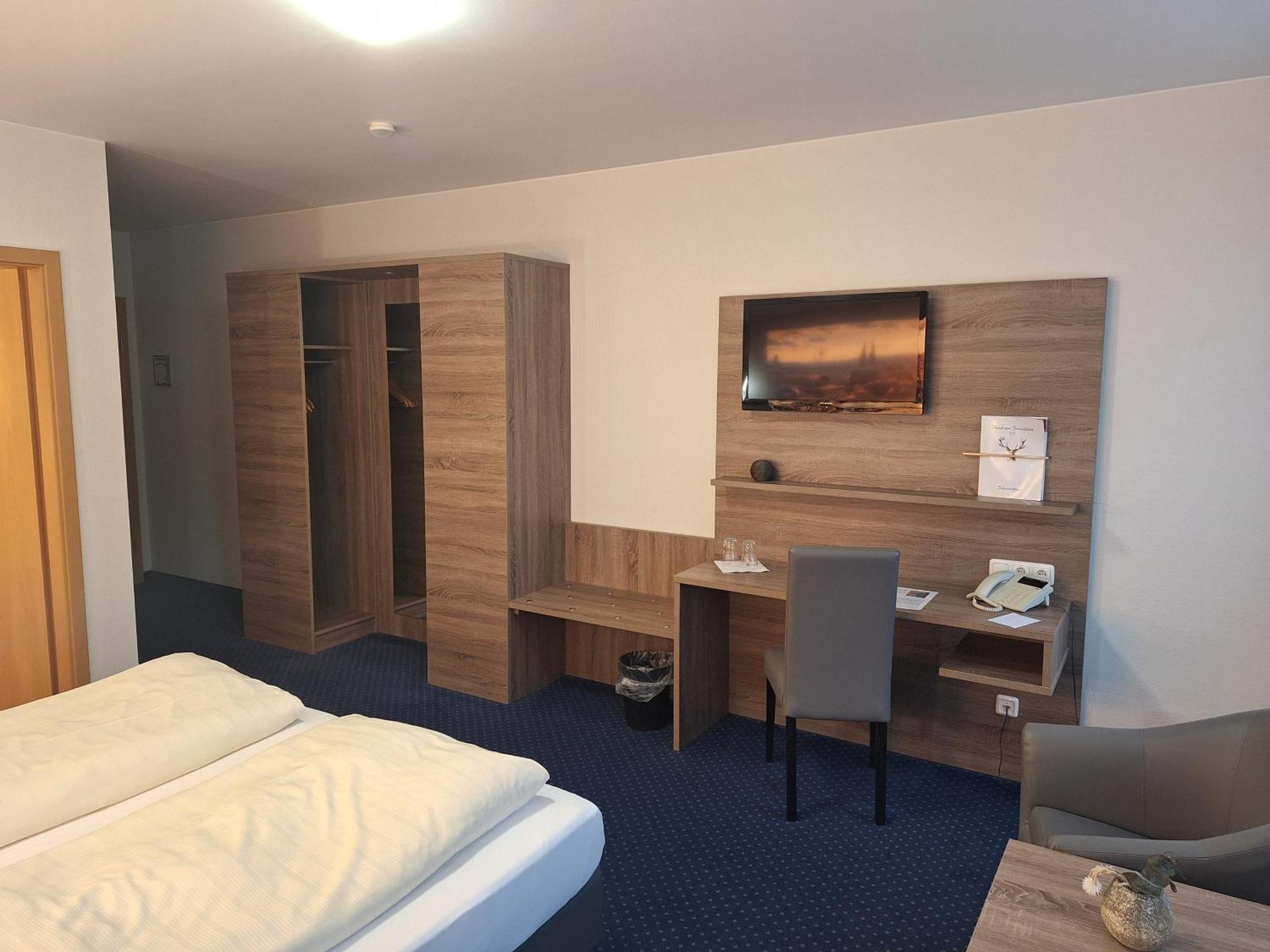 Hotel Am Freischuetz Хюрт Экстерьер фото