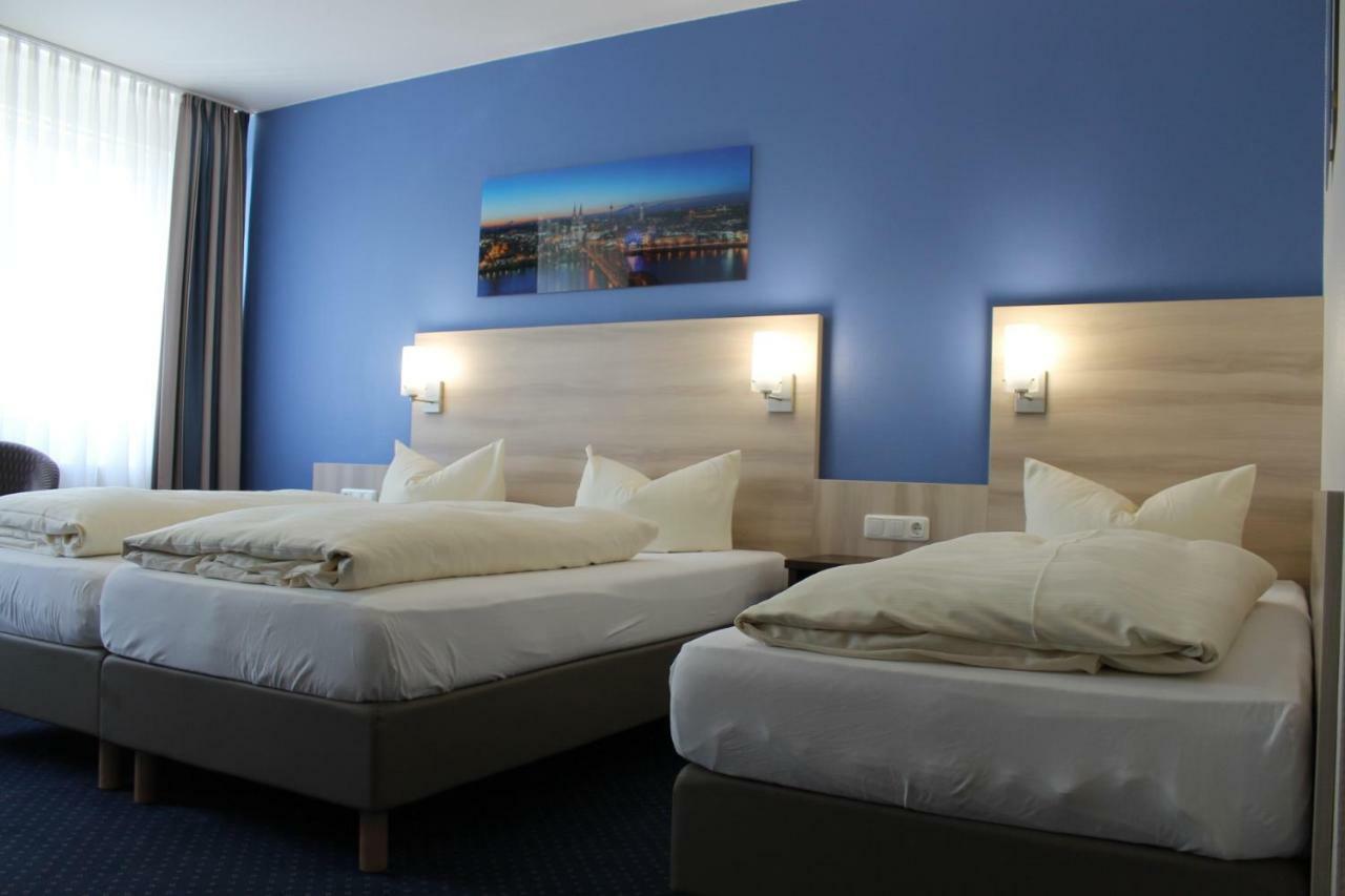 Hotel Am Freischuetz Хюрт Экстерьер фото